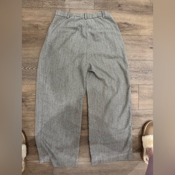 H&M Trousers - Picture 2 of 3